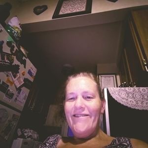 Meet your Posher, Brenda